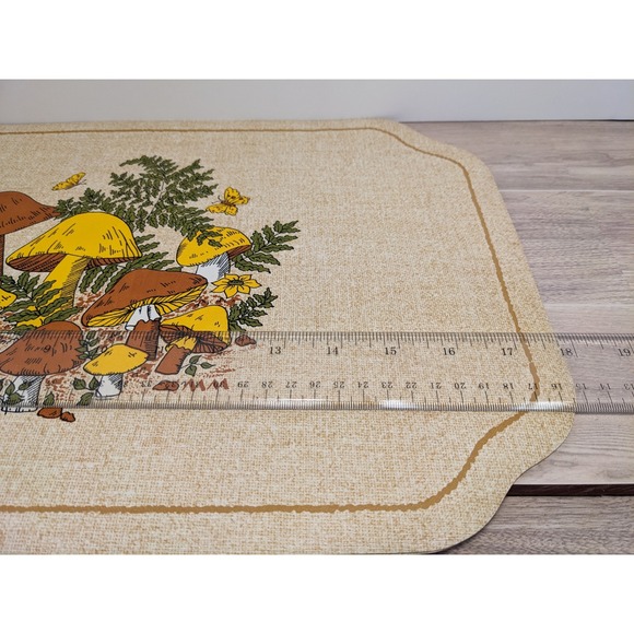 Set Of 4 Vinyl MCM 1970's Mushroom Placemats Orange Brown Rectangle Beige Groovy - Picture 9 of 12